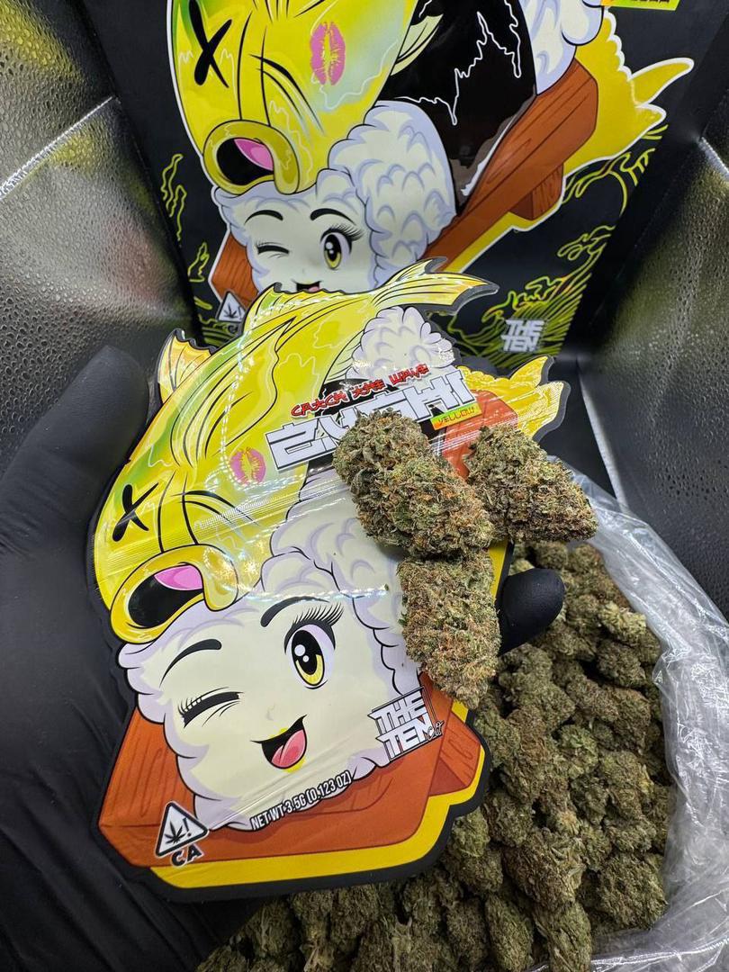 The Ten Co Yellow Zushi strain close up